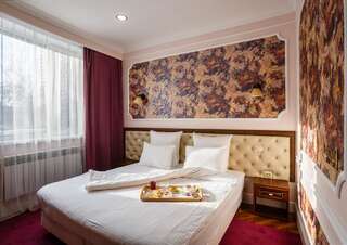 Отель Brown Hotel Нур-Султан Улучшенный двухместный номер с 1 кроватью или 2 отдельными кроватями-17