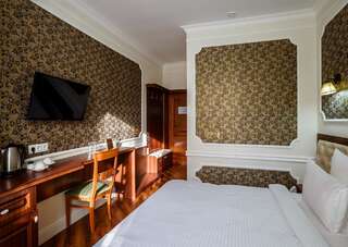 Отель Brown Hotel Нур-Султан Улучшенный двухместный номер с 1 кроватью или 2 отдельными кроватями-18